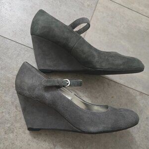 Grey suede Bandolino Mary Janes